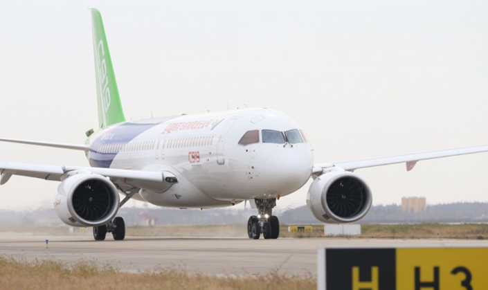 上海飛抵西安:國產C919飛機完成首次城際飛行 上海飛抵西安:國產C919飛機完成首次城際飛行