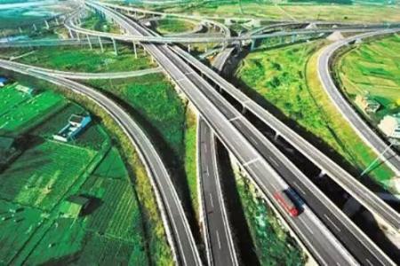 地方密推“交通強國”建設路線圖，萬億投資落地，這兩大板塊