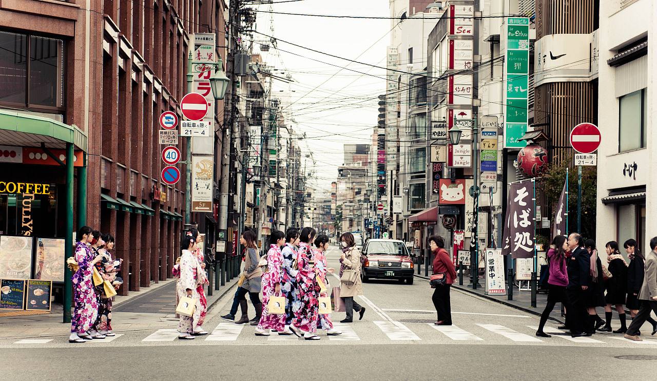 獨家視頻：警惕！這國家讓人窒息，中國必須驚醒！