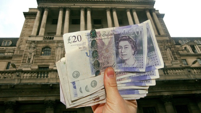 新興市場貨幣回穩美元小跌英鎊隨消息面波動