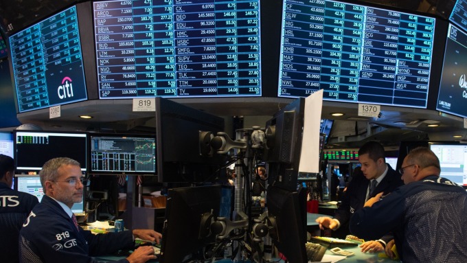 蘋果帶動科技股走高道瓊上漲150點