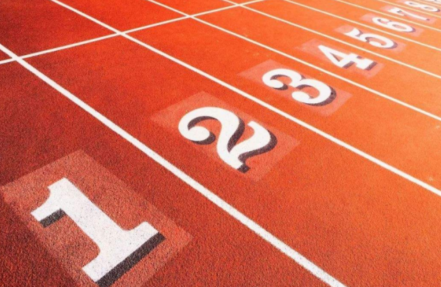 美股收盤：英偉達市值逼近4.5萬億美元