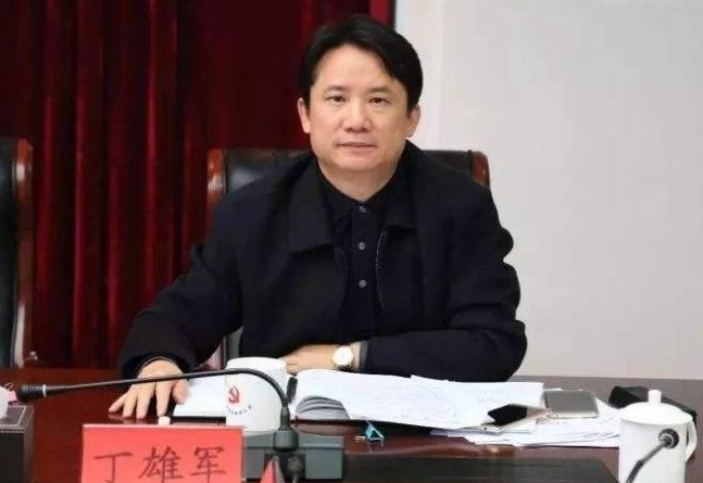 丁雄軍擬任貴州茅臺(tái)董事長(zhǎng) 600519貴