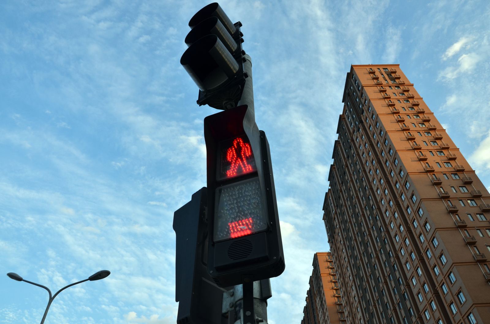 百萬人才大戰(zhàn)開啟：二線城市開價(jià)搶人