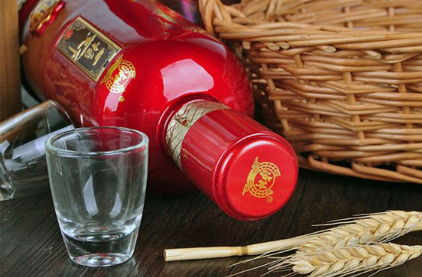 白酒還要漲？瀘州老窖二曲頭曲提價了（附股）