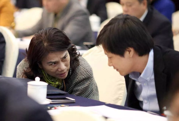 “10億賭局”決戰時刻：董明珠亮劍，雷軍IPO出刀