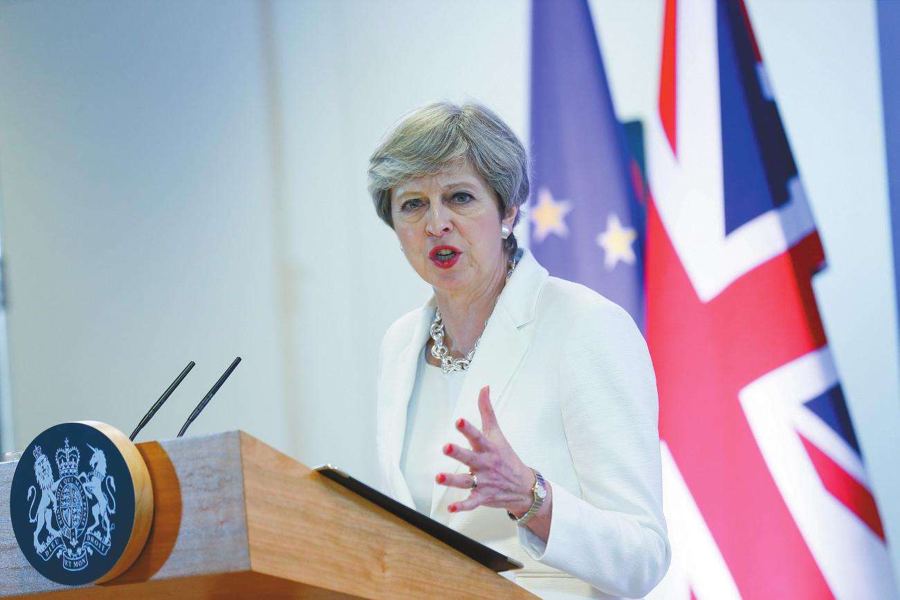 特雷莎·梅遇上任以來(lái)最大危機(jī)！怎么補(bǔ)救