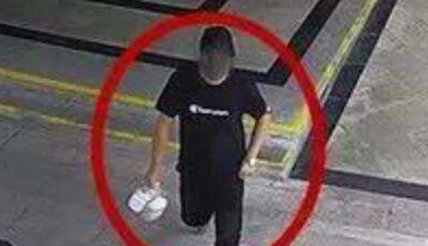 外賣員偷同行外賣