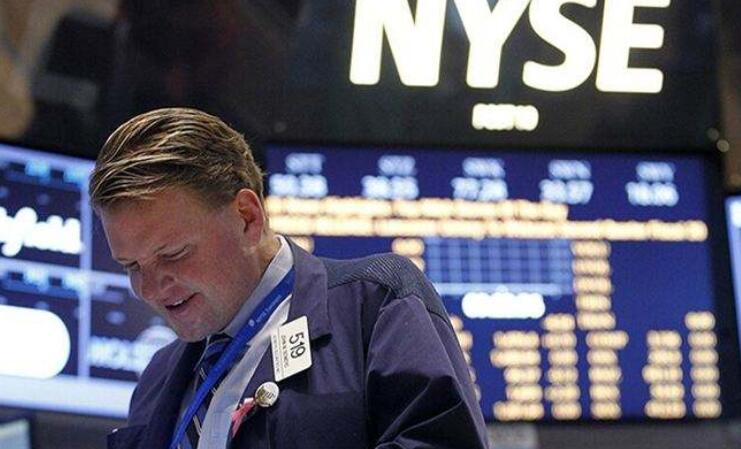 股票-道指在2019年最糟糕的一天收低800點 股票-道指在2019年最糟糕的一天收低800點