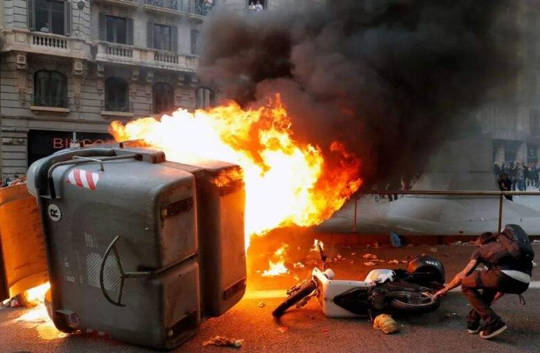 財經資訊-香港“狂病”原因找到了!