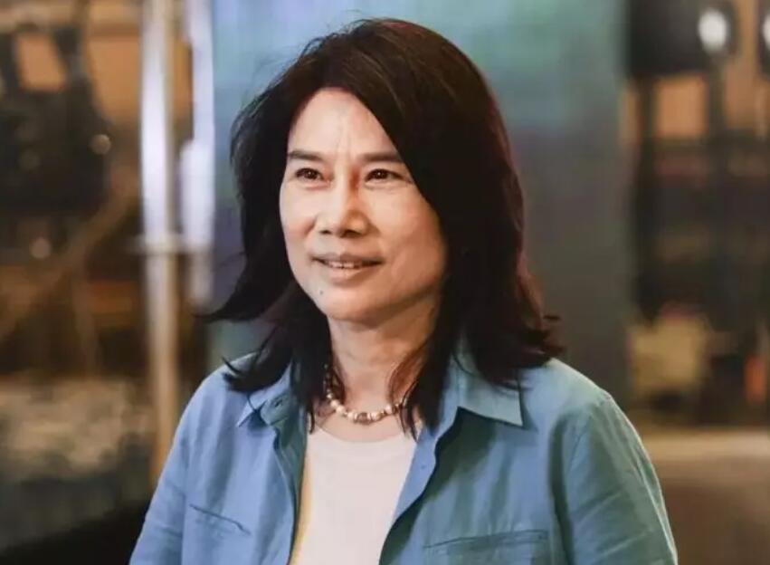 白手起家女富豪前10中國占9位! 白手起家女富豪前10中國占9位!