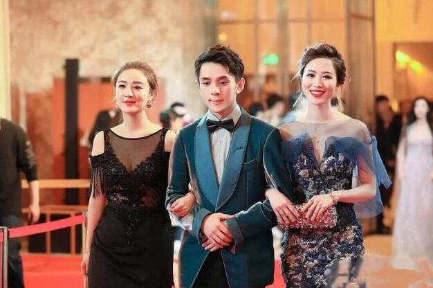 <b>B面“雙11”:裝在套子里的人們</b>