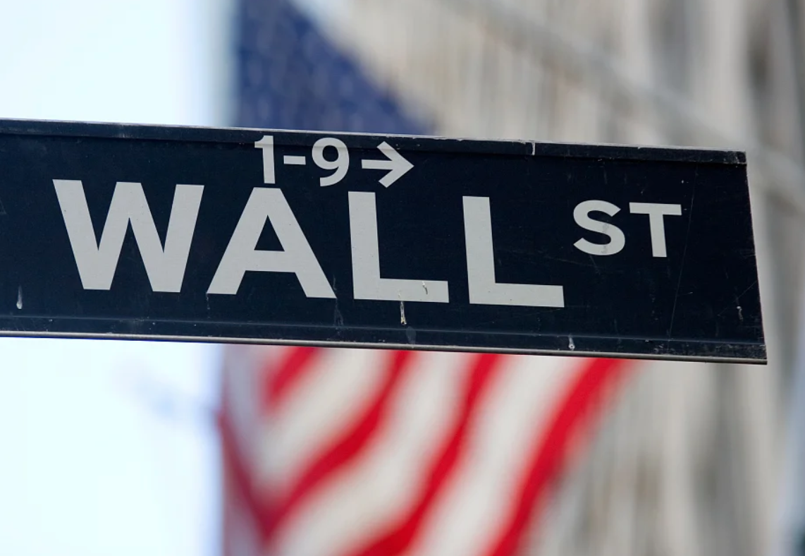 美股因美聯(lián)儲“樞軸”希望而收高