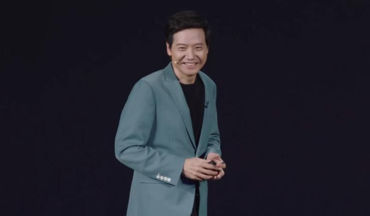 雷軍昨晚“開槍”，誰先退場？誰最難受？