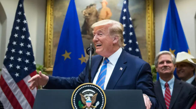 全球頭條:特朗普發(fā)帖自夸,對歐盟加征50%關(guān)稅威脅奏效