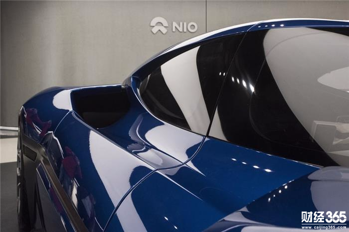 1524446832730599.png 1524446832730599.png